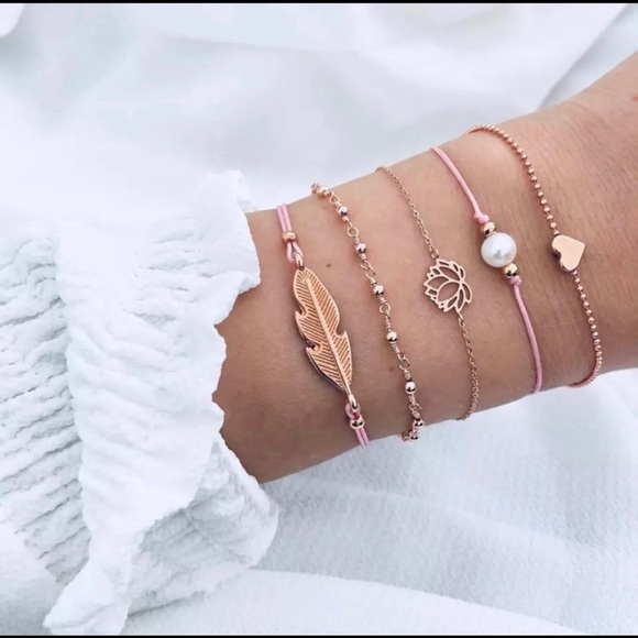 Jewelry - 5 Pink & Gold Dainty Bracelets